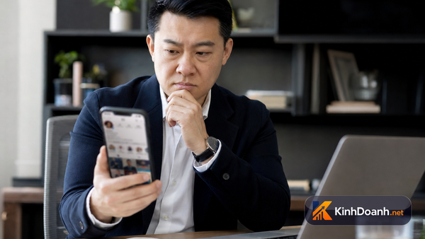 Dấu hiệu thành công ảo: nhìn xuyên hào nhoáng truyền thông